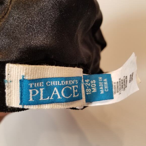 The Children's Place Velvet Plaid Dress & Hat - Picture 15 of 15